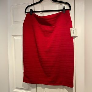 NWT Lularoe Cassie pencil skirt. Red, textured.